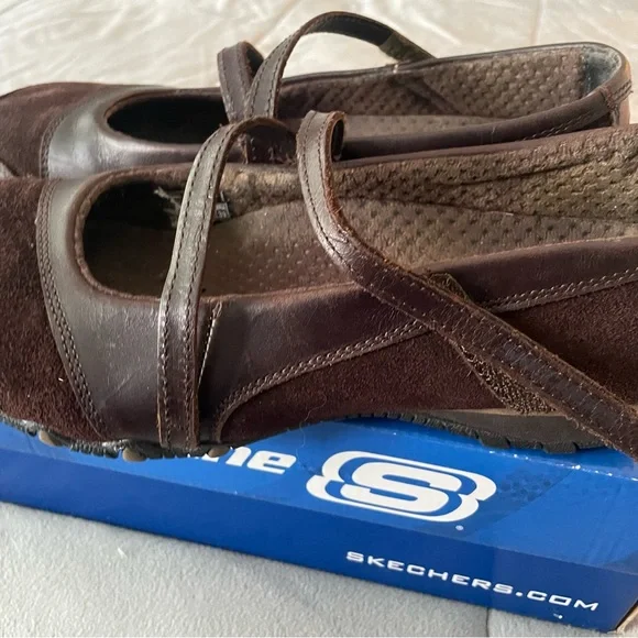 Skechers Brown Suede Loafers with Velcro Strap - Picture 5 of 9